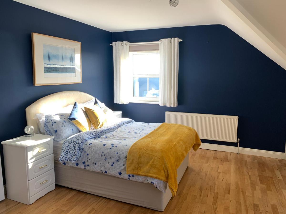 Seascape On The Edge Of Town: 4 Beds All Ensuite. Belmullet ภายนอก รูปภาพ
