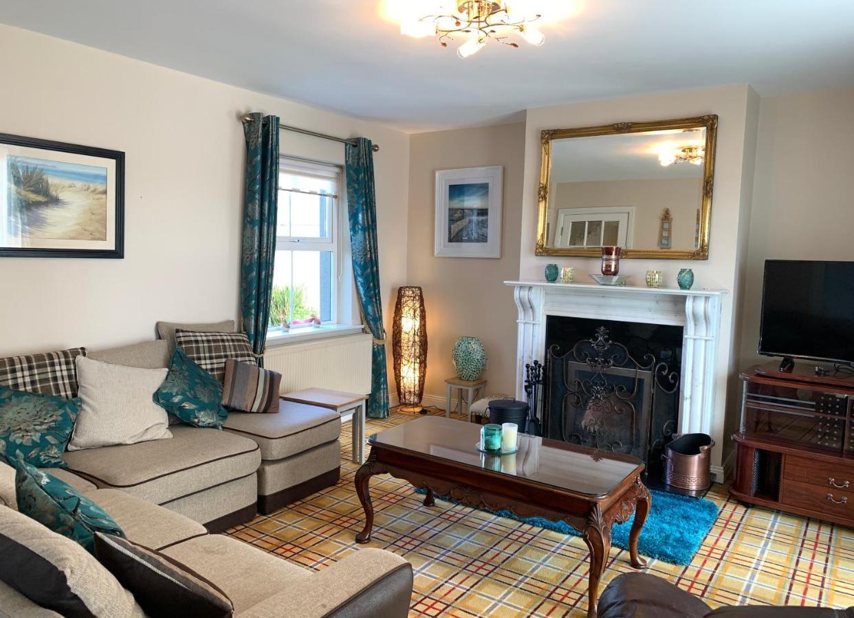 Seascape On The Edge Of Town: 4 Beds All Ensuite. Belmullet ภายนอก รูปภาพ