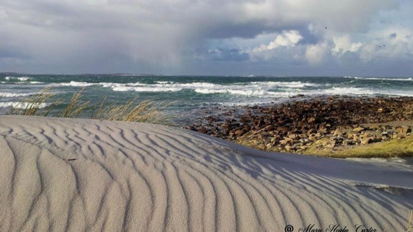 Seascape On The Edge Of Town: 4 Beds All Ensuite. Belmullet ภายนอก รูปภาพ