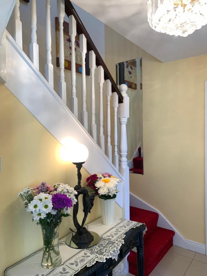 Seascape On The Edge Of Town: 4 Beds All Ensuite. Belmullet ภายนอก รูปภาพ