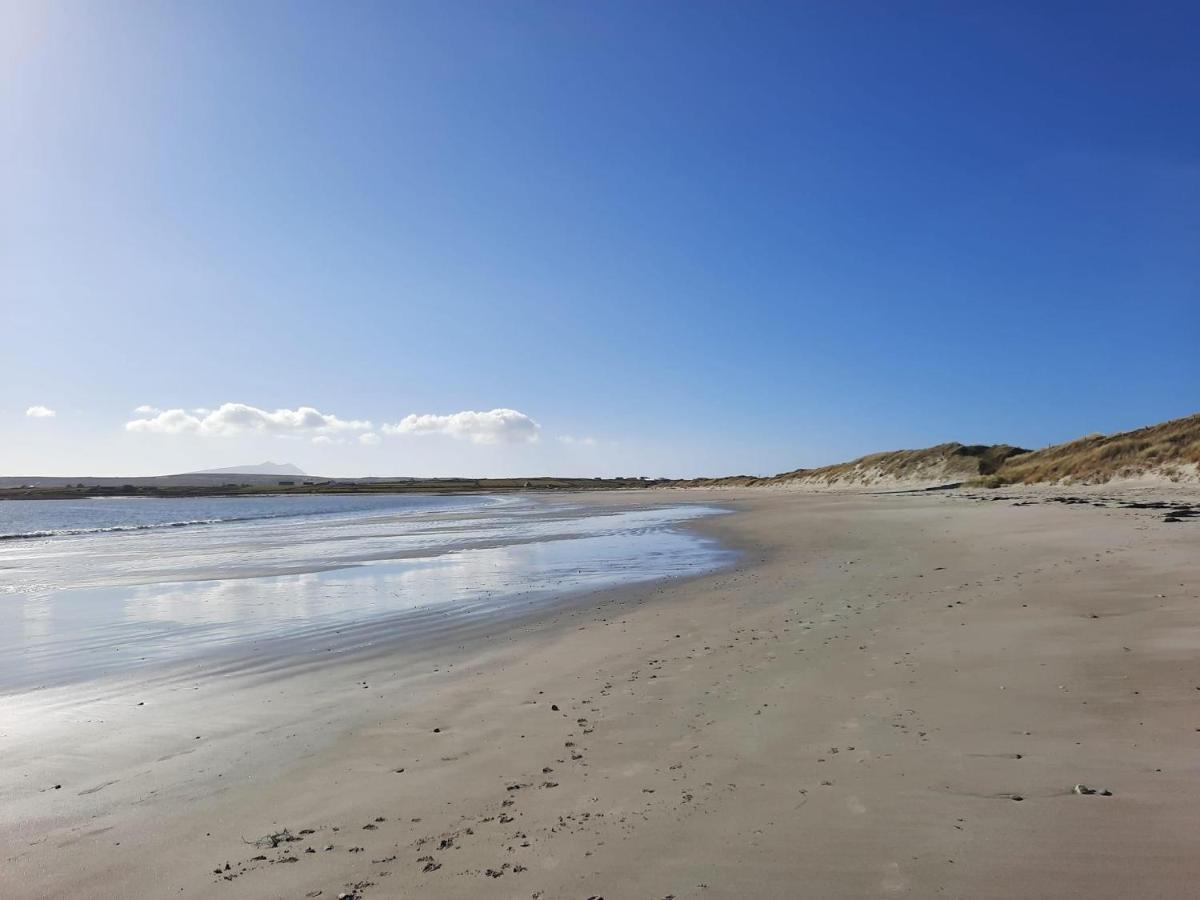 Seascape On The Edge Of Town: 4 Beds All Ensuite. Belmullet ภายนอก รูปภาพ